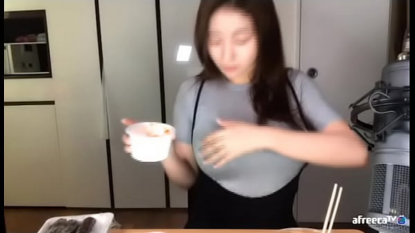 Nonton Big Tits Fondling On Stream thumbnail