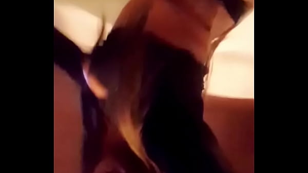 Play MP4 - putita jacuzzi