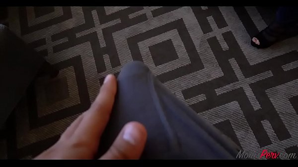 Play MP4 - Lasirena bids adieu to stepSON in a sexy way