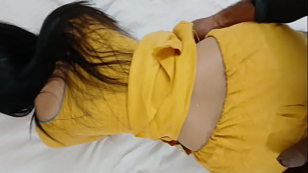 Desi chachi ki moti gand chudai with dirty audio 