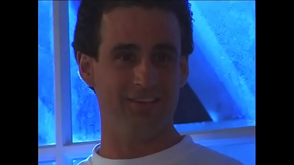 Play MP4 - Brunette plays it solo for peeping tom