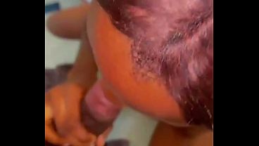 elle_suce la_bite comme une reine