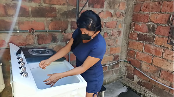 Flirty And Unfaithful Neighbor Is Stuck Inside The Washing Machine!! The Womanizing Neighbor Comes To Her Rescue And Fucks Her Like A Delicious Fetish Sponge Cake, She Kisses With Pleasure, Very Agita thumbnail