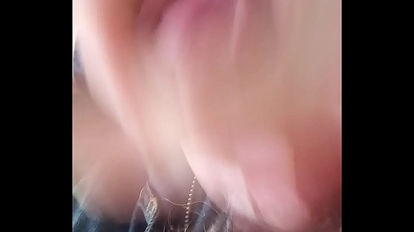 Play MP4 - pajilla en cama