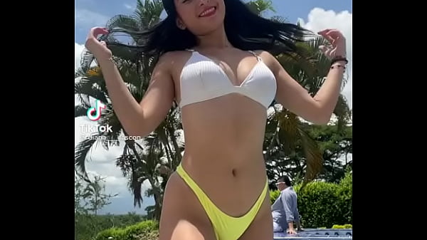 Nonton Nena Linda thumbnail