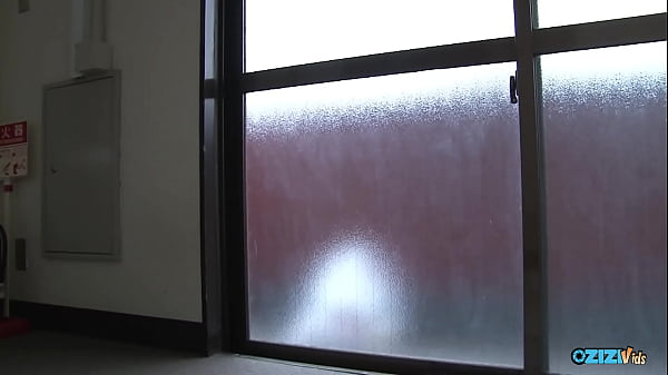 Play MP4 - She got out of her apartment and when she came back he was waiting her