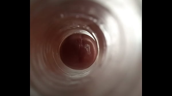 Play MP4 - 飛機杯內射精