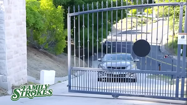 StepmomSeducesStepsonin His_Bedroom