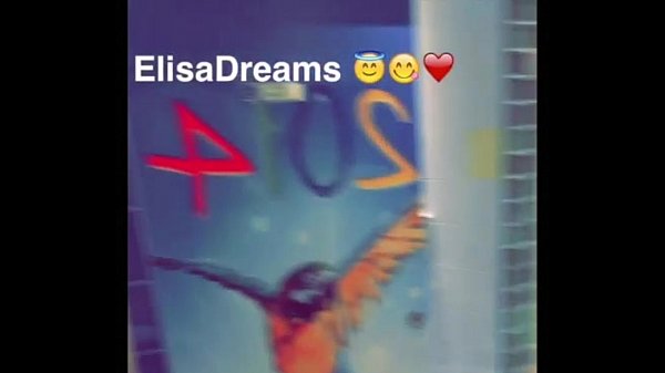 Play MP4 - Dirty&comma; Flashing and Sex Snapchats