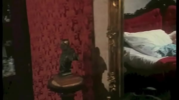 Hot horny vintage slut taking a big cock in the ass 