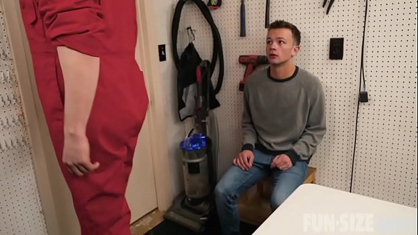 Funsize young man barebacked by stud 