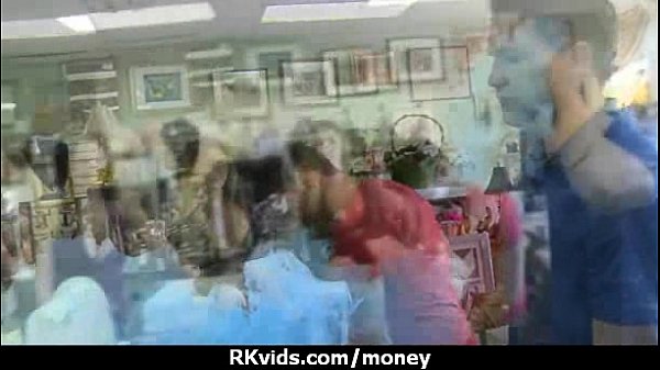 amateur girl goeswild 24