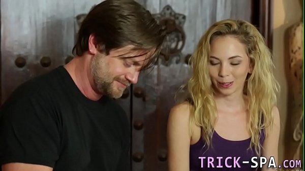 Petite teen babe fucked 