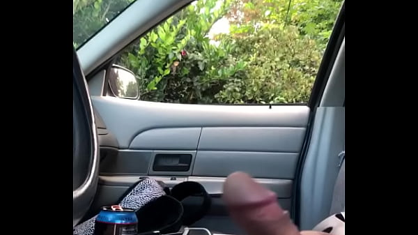 Play MP4 - Cock flash she got curious