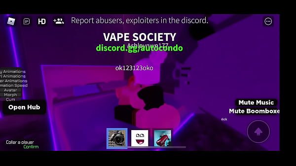 Girl gets pussyfucked by noob in roblox