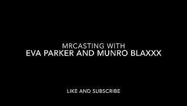 Nonton My Naughty Ebony Models Munro Blaxxx And Eva Parker thumbnail