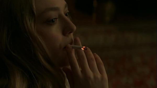 Horny policecaptainhas loved to show his cock to the beautiful blonde Dakota Fanning that_works inthe police department