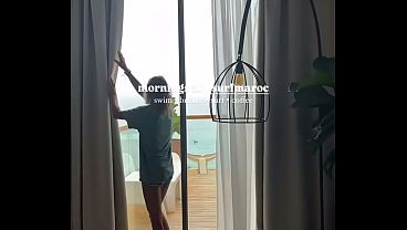 Nonton Lil Jordy Gets Her Ass Outtttt And Showing At The Pool thumbnail