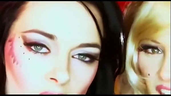 Nonton Bride Fingered To Orgasm thumbnail