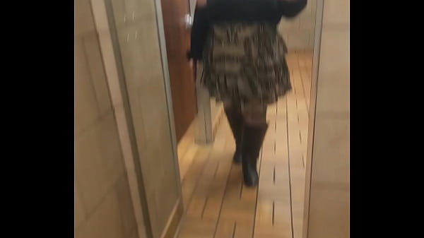 Bbw shows off new outfit