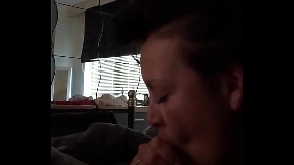 Play MP4 - getting my dick sucked&period;&period;&period;&period;again