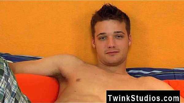 Free hot gay male movies Krys Perez was born in Texas and lived in 