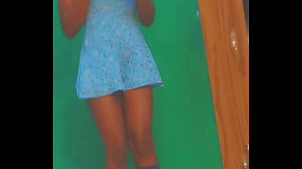 Ebony hucow ass
