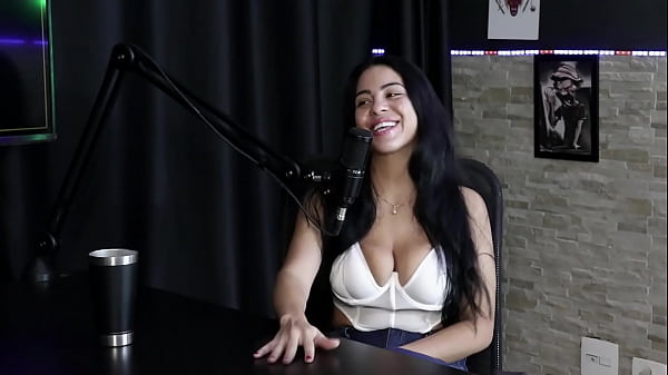 Play MP4 - Foi exclu&iacute;da da fam&iacute;lia&comma; come&ccedil;ou o trabalho porn&ocirc; pelas plataformas&comma; pediram pra enfiar garrafa na buceta e seu brinquedinho&period;&period;&period; - Anabele Nogueira &lpar;SHEER&sol;RED&rpar;