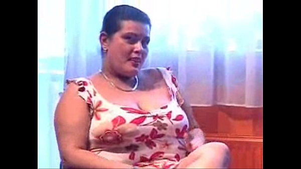 Play MP4 - Mature Indian Shoe Dangle