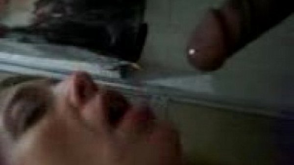 Colocando pra mamar gostoso