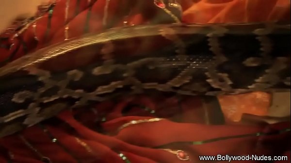 Exotic Lover From India Undressing 