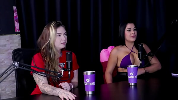 Nonton Safada Faz Uma Demonstra&ccedil;&atilde;o Do Seu Boquete E Mostra A Sua Buceta Lisinha Rebolando Gostoso Exibindo Seus Peitos - Karol Redxxx (watch On: Sheer/red) thumbnail