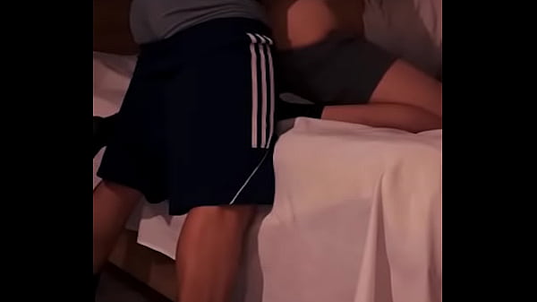 Play MP4 - La peda que nos echamos nos dejo mareados y cachondos