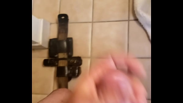 Play MP4 - Cumshot&comma; Big dick