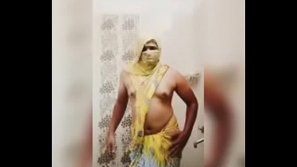 Hizab wearing ladyboy 