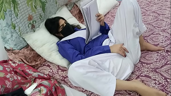 Play MP4 - Pakistani School Girl Having Sex Romance With Her Own Stepfather
