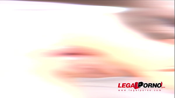 Lady Gang is a_piss drinking slut first ever pee scene_SZ2472