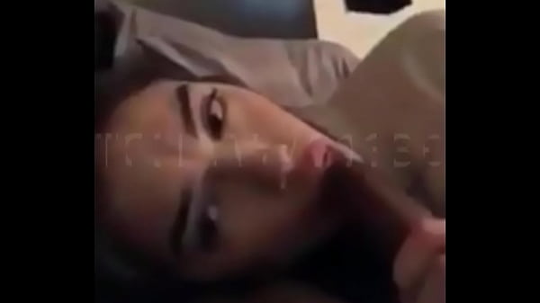 Look at how slow she blows me