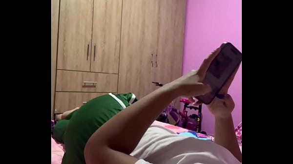 Nonton Siempre Que Llego De Clases Me Dan Ganas De Tocarme Hasta Correrme Para Desestresarme thumbnail