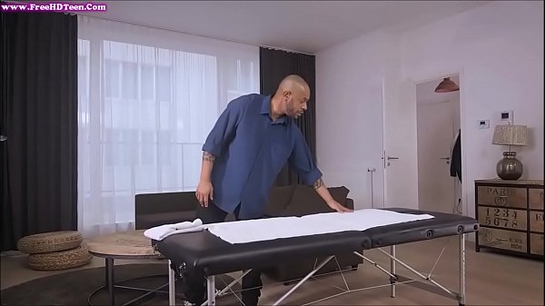big_tits teen massage from black guy_www.freehdteen.com