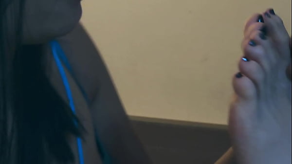 It's Kind Of Cute To Watch Your Feet Obsession thumbnail