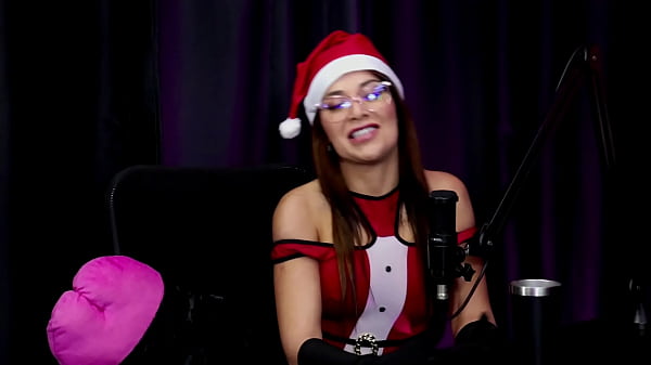 Sempre foi safada levou uma multa por fazer suruba no condom&iacute;nio e queriam a fazer engasgar para seu cuzinho ficar piscando flora favaretto watch sheer red 