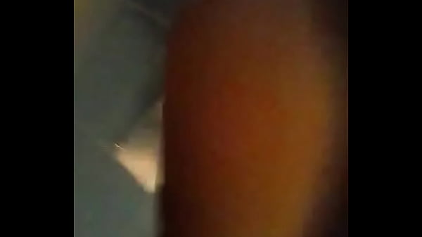 Play MP4 - putita me manda video por wsp