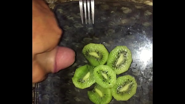 Play MP4 - Eating Cum Breackfast