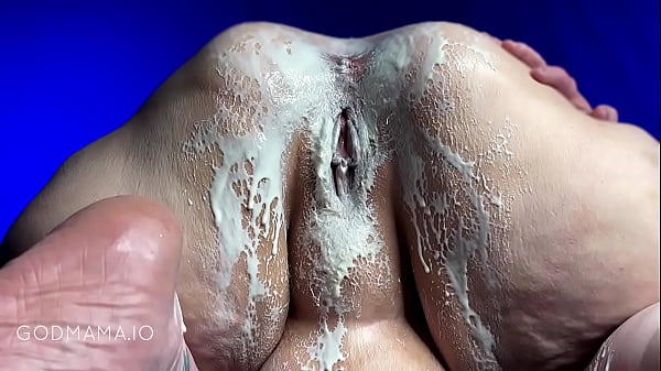 Mama&rsquo;s Mega Bukkake Fart & Clean Up thumbnail