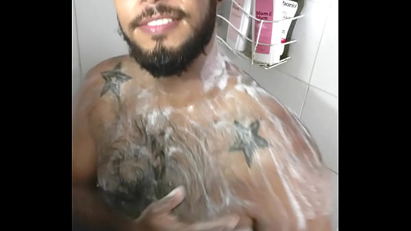 Handjob And Bath With The Followers thumbnail