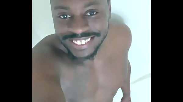 Nonton Similar To The Human Flower Arse Vase, The Human Green Leaf Arse Vase 4 thumbnail