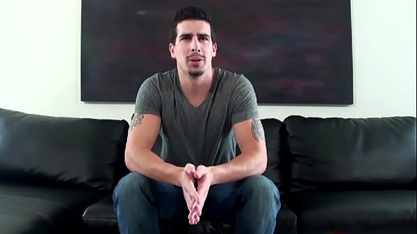 Bisexual dude fucked at a gaycasting