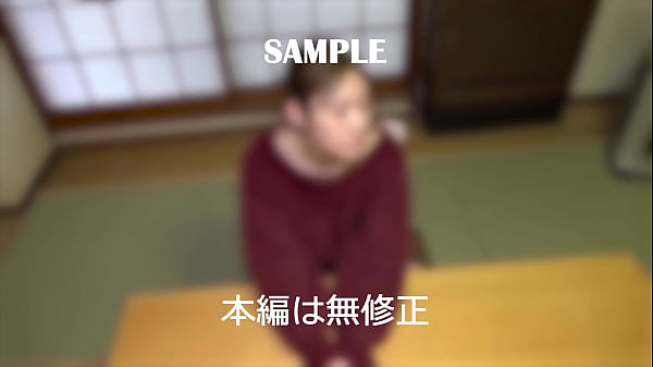 Nonton 【素人・人妻】スポブラが良く似合うスタイル抜群の人妻は返済金額が足りずにハメ撮り。不貞腐れて態度が悪かったので中出し制裁。 thumbnail