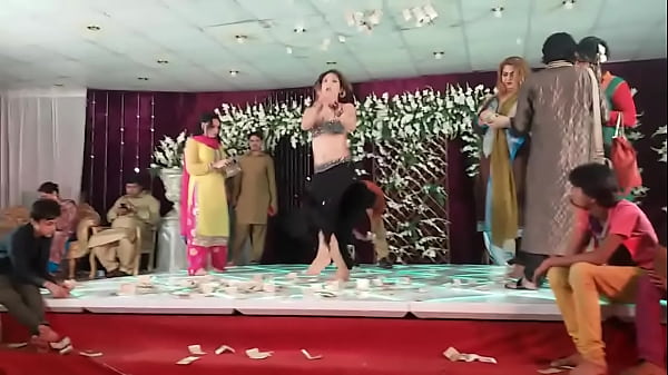 jiya khan Mehndi dance_on billi MP4